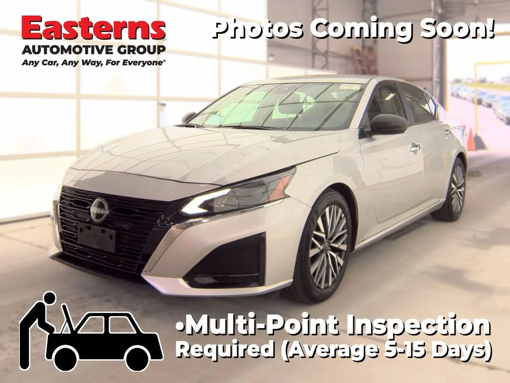 Used 2025 Silver Nissan 2.5 SV image 1