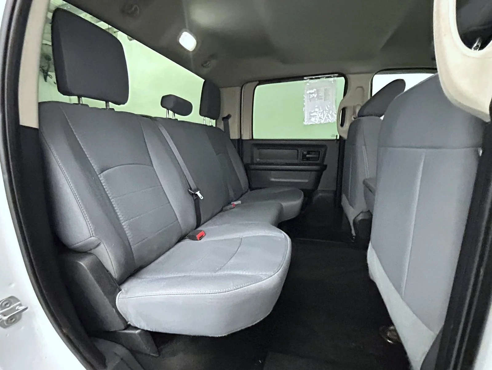 Used 2015 White Ram Tradesman image 18