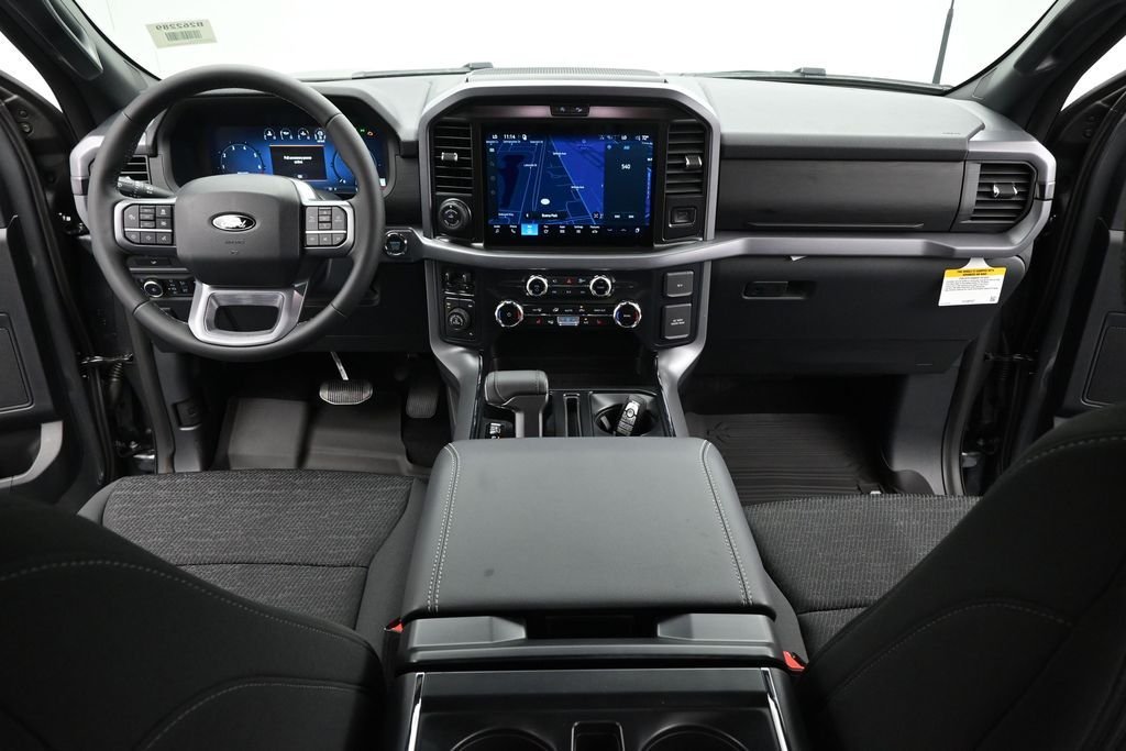 New 2026 Carbonized Gray Metallic Ford XLT image 21