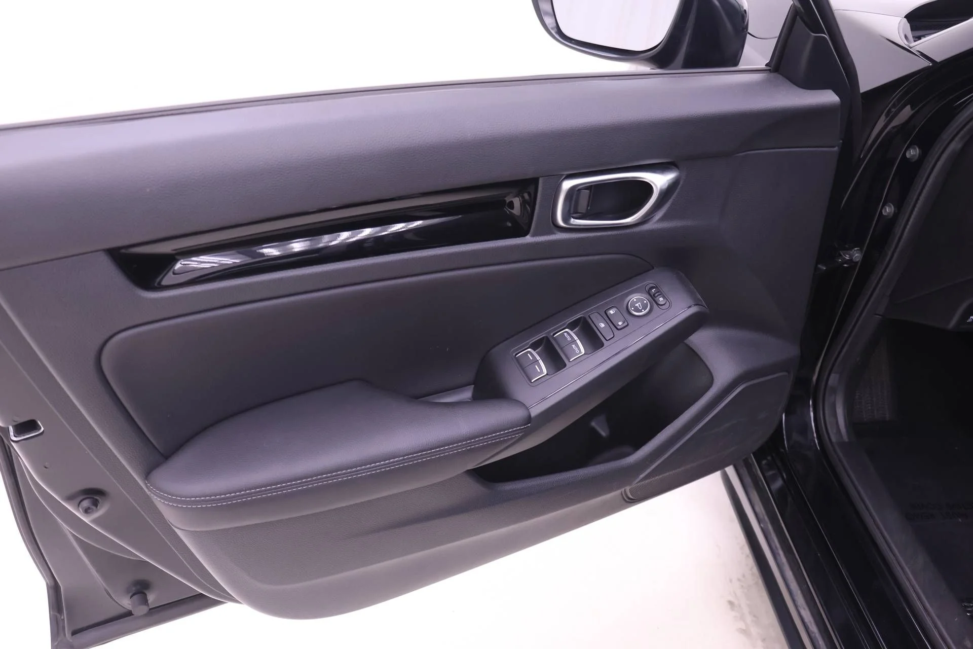 2024 Honda Civic Hatchback EX-L - Photo 9