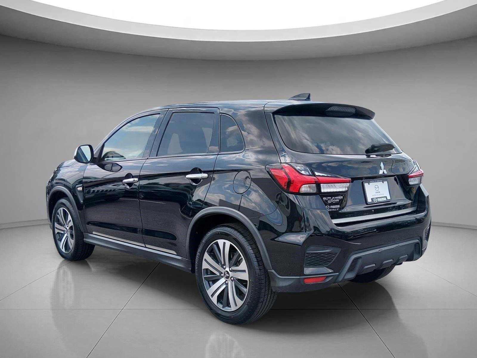 Used 2022 Labrador Black Pearl Mitsubishi LE image 7