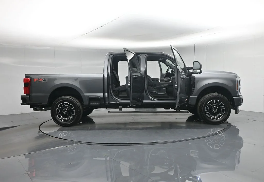 New 2026 Carbonized Gray Metallic Ford Platinum image 38