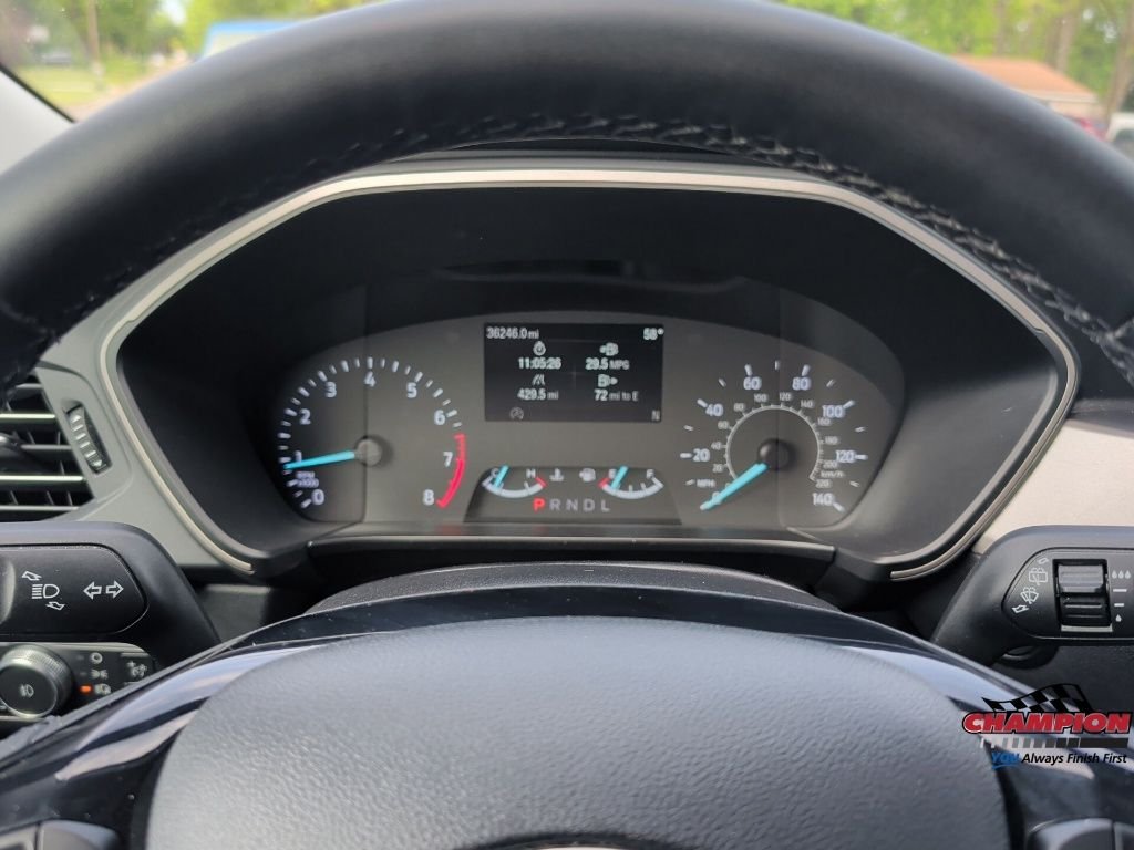 Used 2022 White Ford SEL image 22