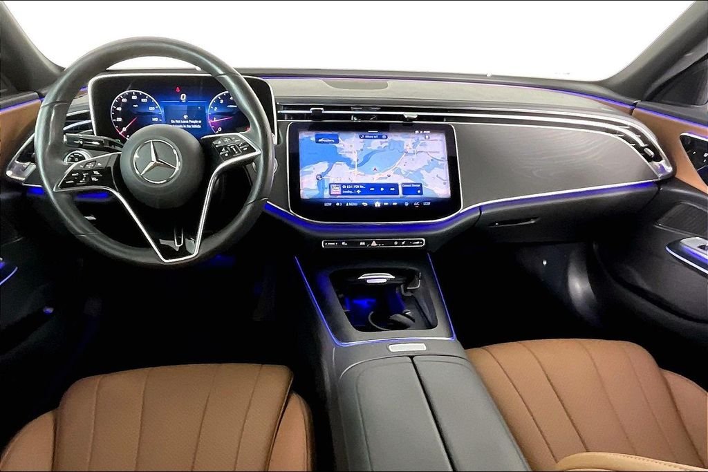 2025 Mercedes-Benz E-Class E350 - Photo 13