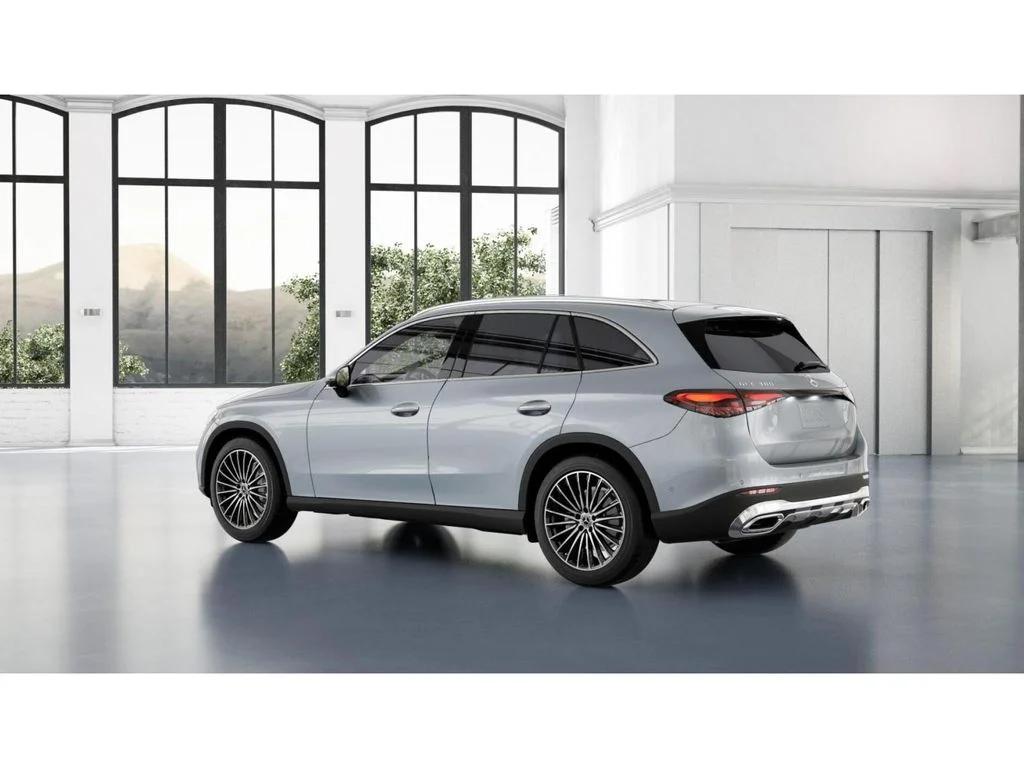 New 2027 Silver Mercedes-Benz GLC 300 image 30
