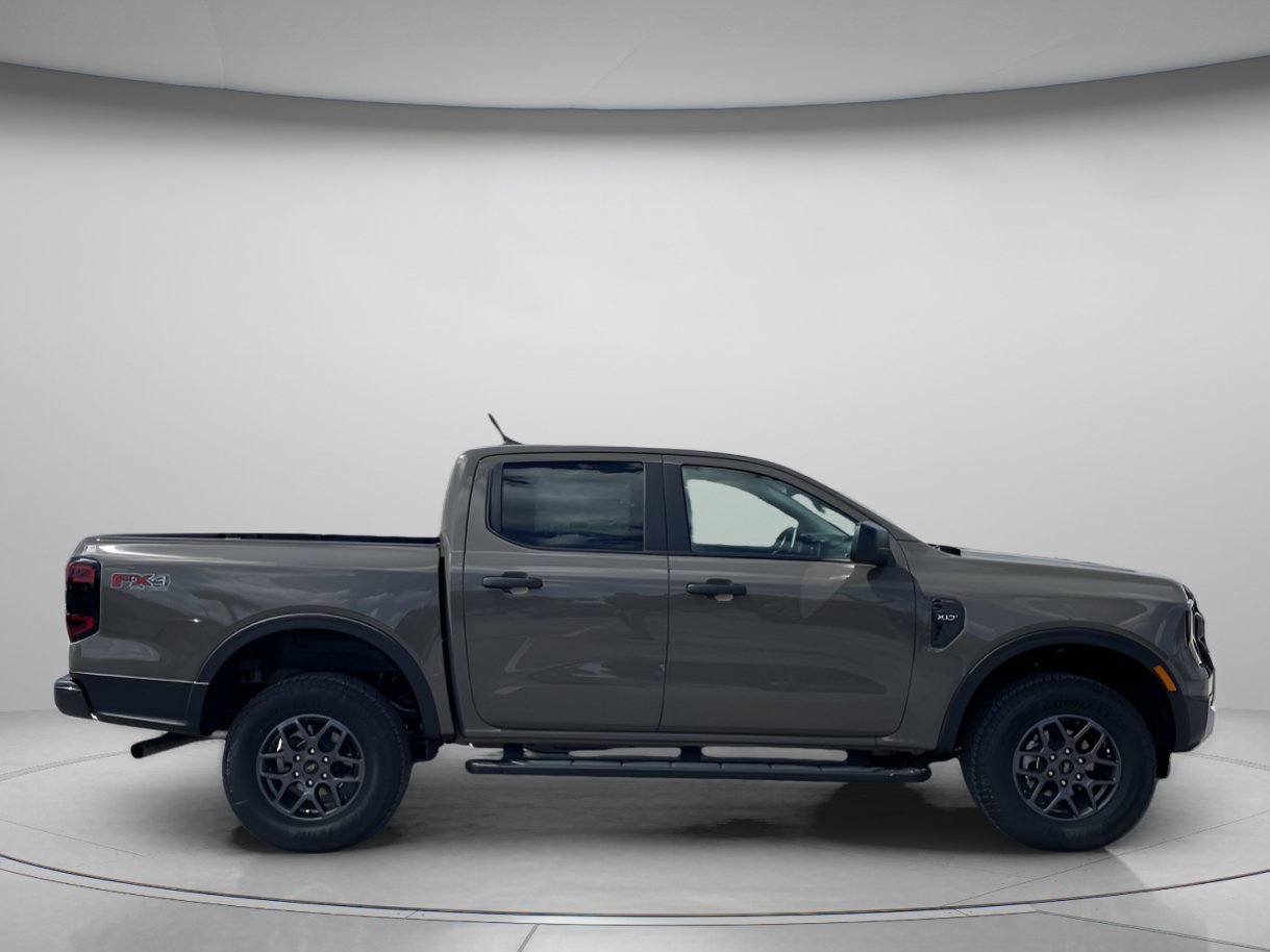 New 2026 Marsh Gray Ford XLT image 2