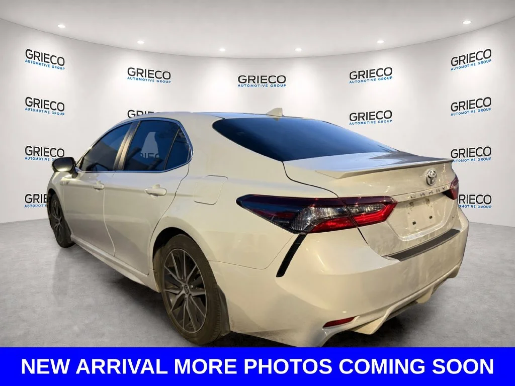 Used 2023 White Toyota SE image 8