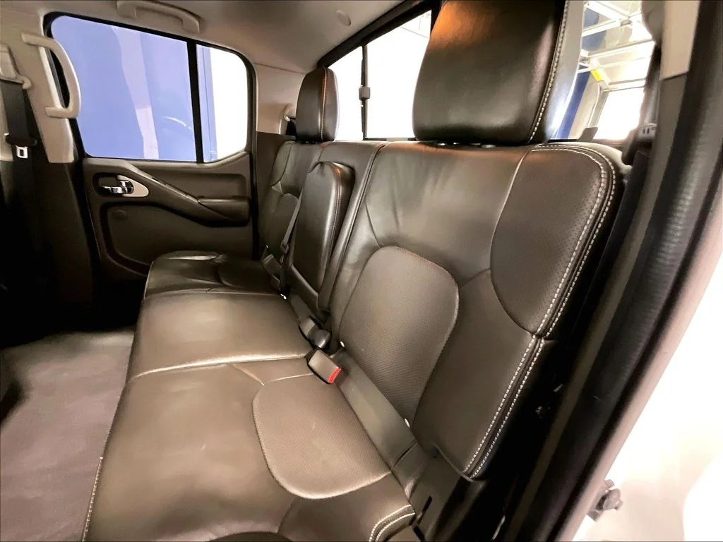 Used 2020 White Nissan PRO-4X image 15