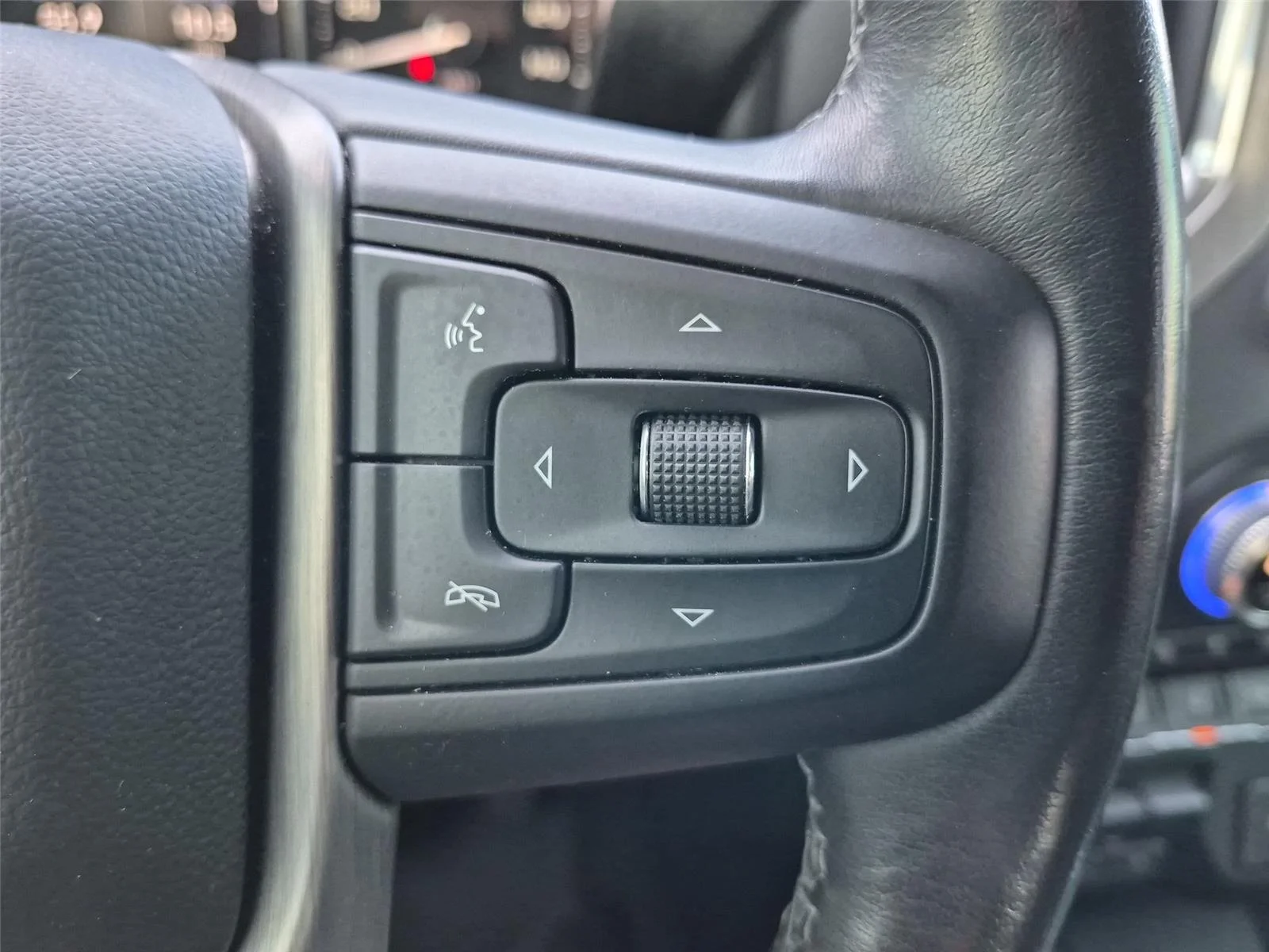 Used 2021 Ebony Twilight Metallic GMC Denali image 21