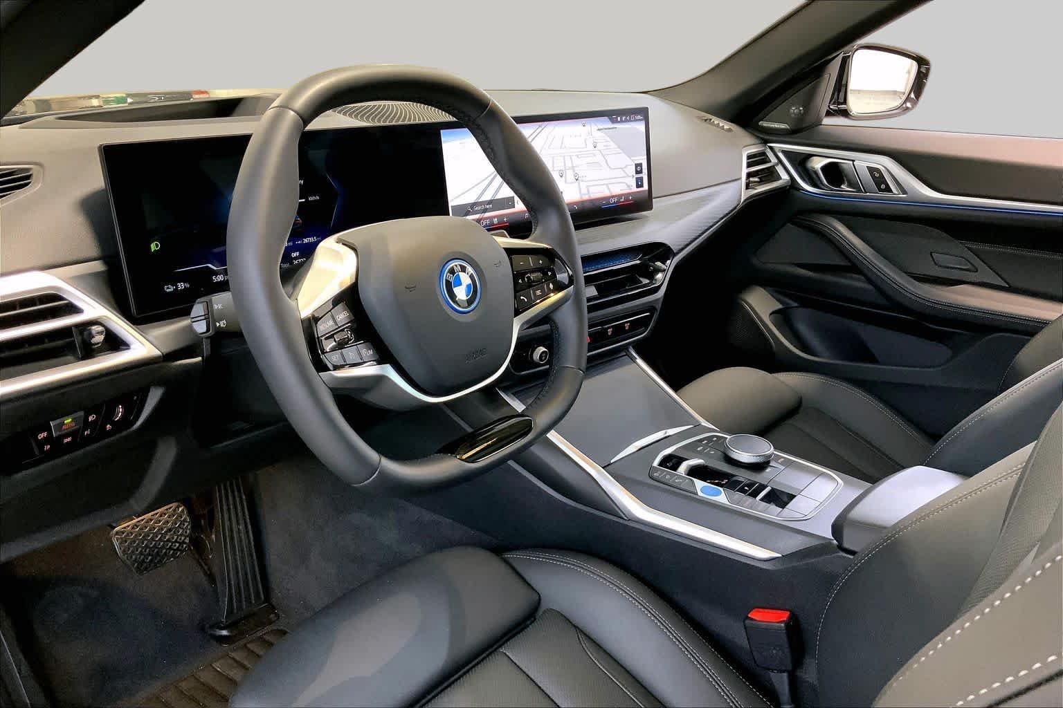Certified Used 2025 Black Sapphire Metallic BMW xDrive40 image 17