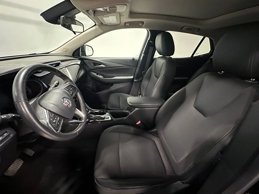 Used 2021 Black Buick Select image 3