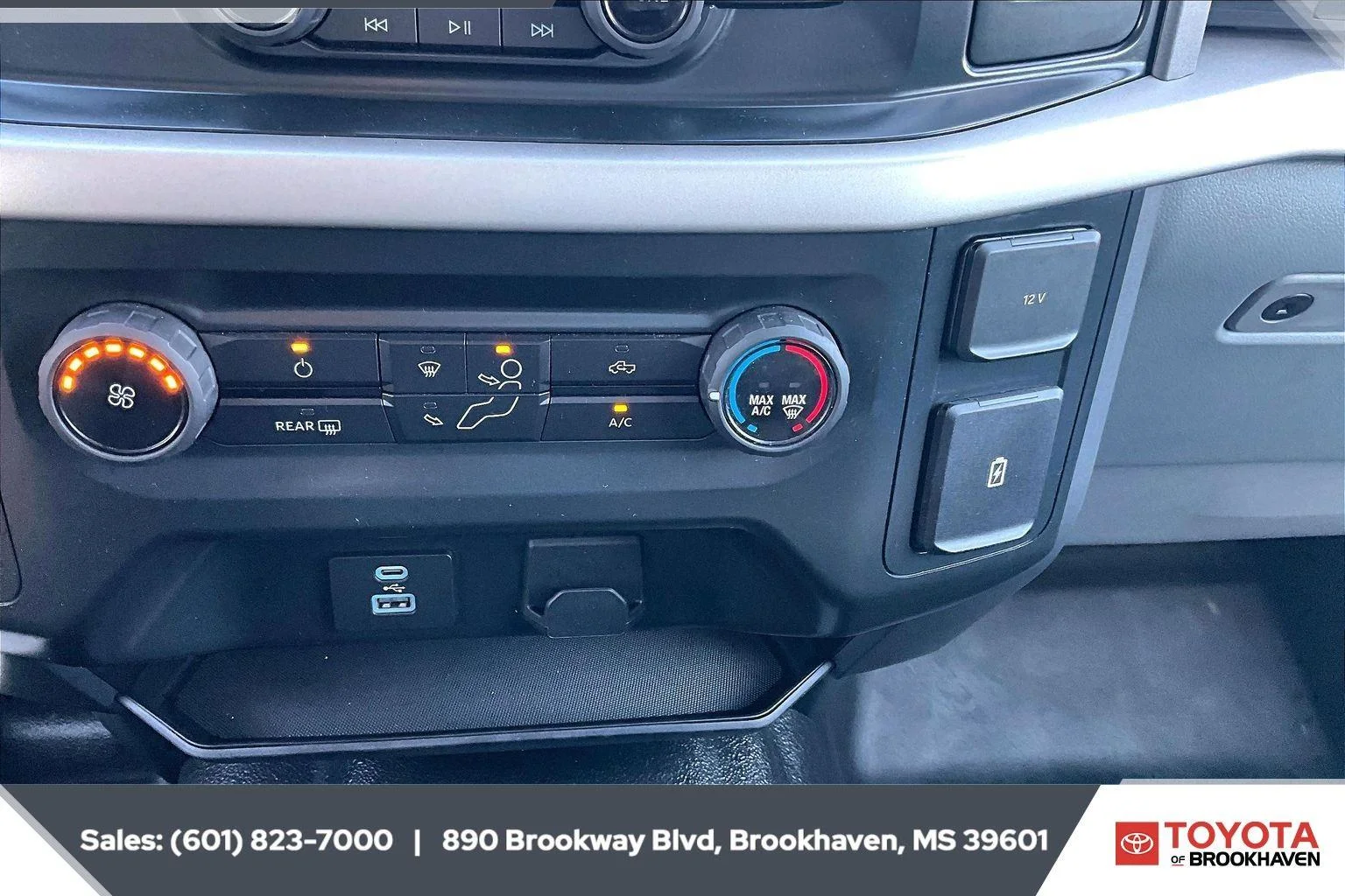 2022 Ford F-150 XLT - Photo 23