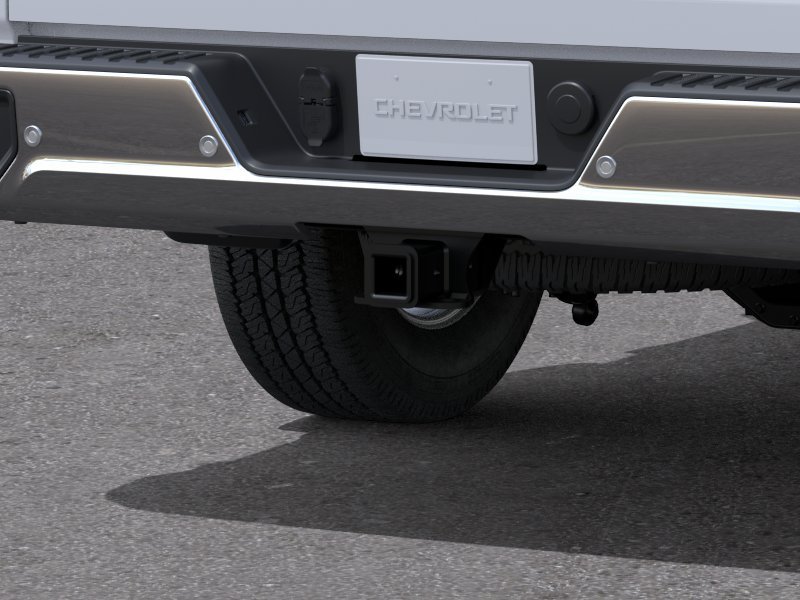 New 2026 Summit White Chevrolet WT image 14