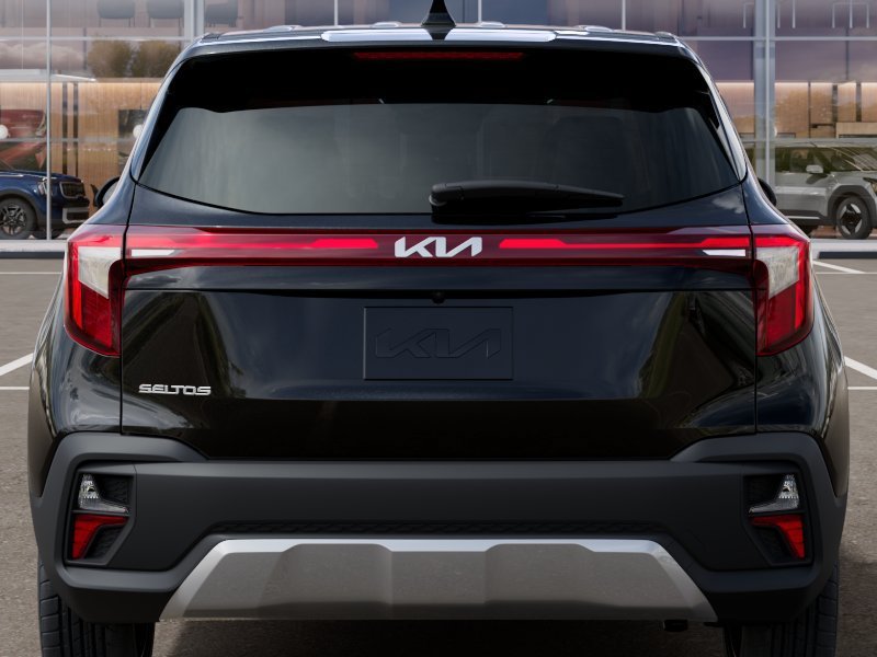 New 2026 Fusion Black Kia LX image 13