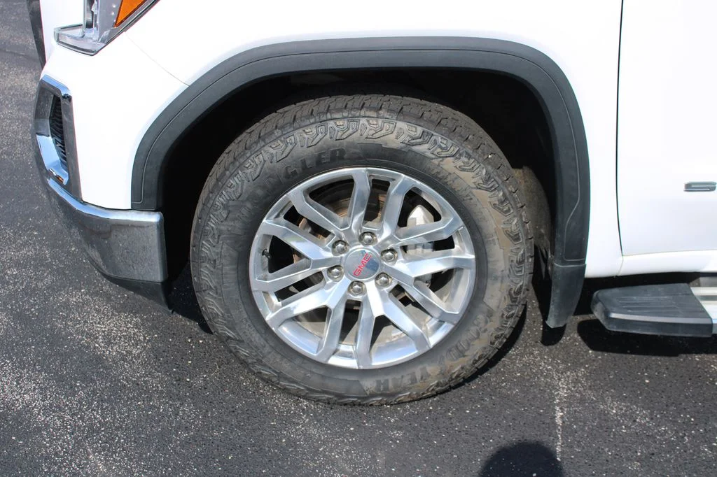 Used 2021 Summit White GMC SLT image 5