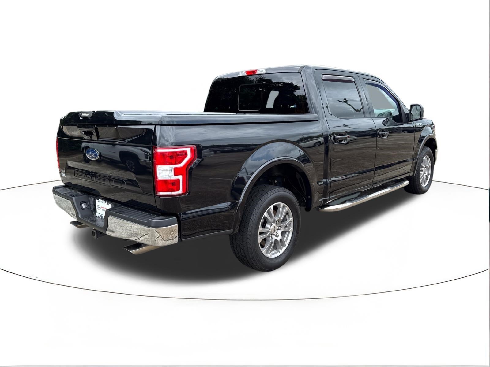 Used 2019 Agate Black Metallic Ford LARIAT image 3