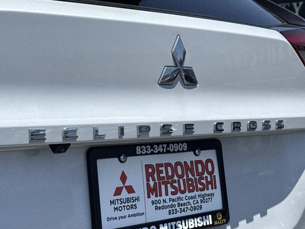 New 2026 White Mitsubishi SE 1.5T S-AWC image 28