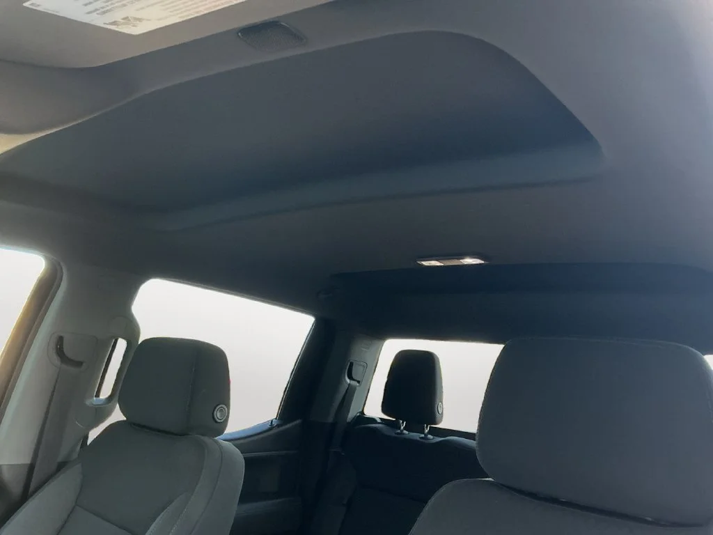 Used 2021 SUMMIT WHITE Chevrolet RST image 17