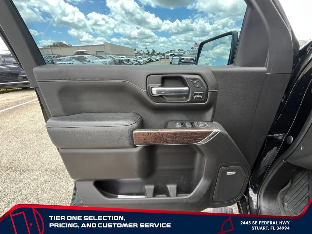 Used 2020 Onyx Black GMC Denali image 24