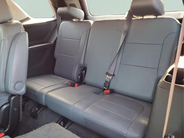 Used 2019 MOSAIC BLACK METALLIC Chevrolet LT Leather image 18