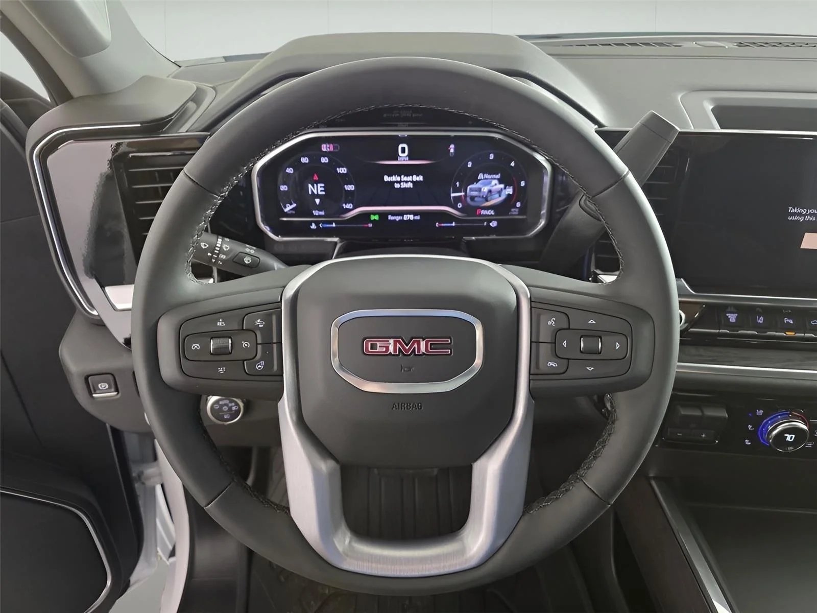 2025 GMC Sierra 2500HD SLT - Photo 31