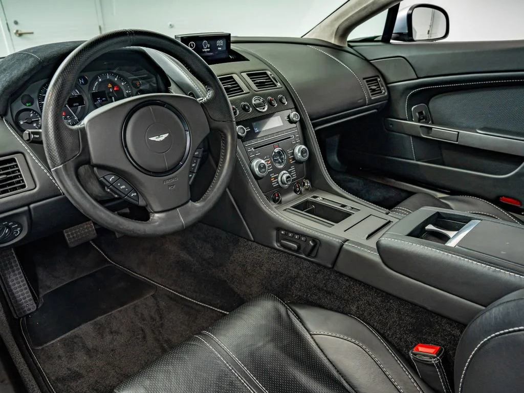 Used 2015 Skyfall Silver Aston Martin  image 34