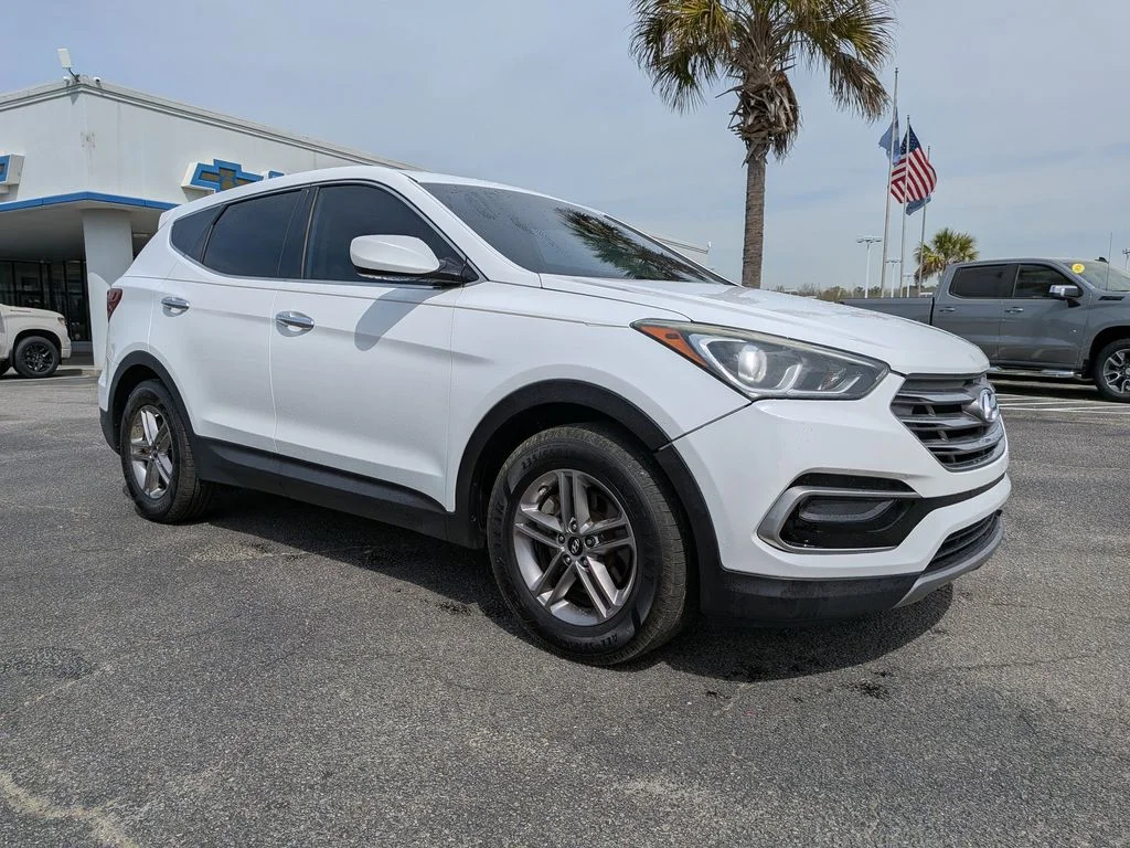 Used 2017 White Hyundai 2.4 Base image 25