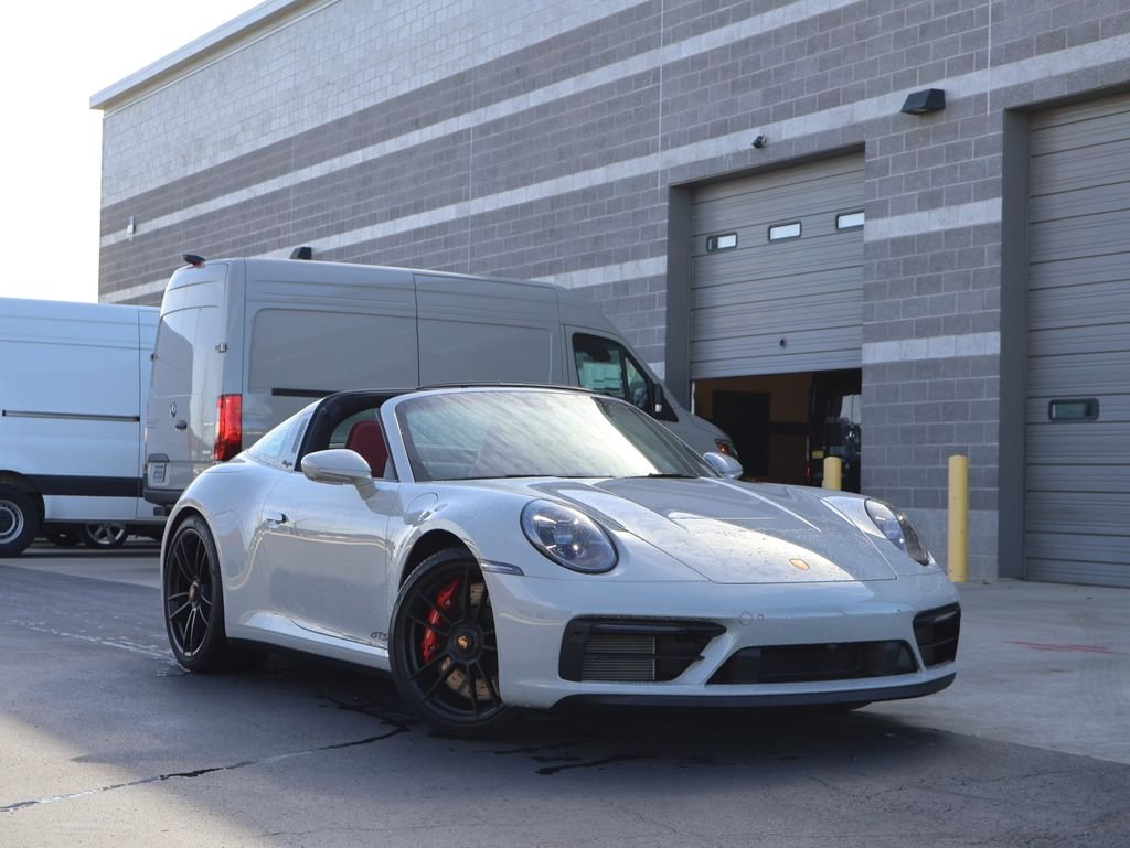 2023 Porsche 911 Targa 4 GTS's photo