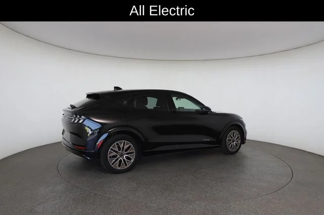 Used 2024 Black Ford Premium image 19