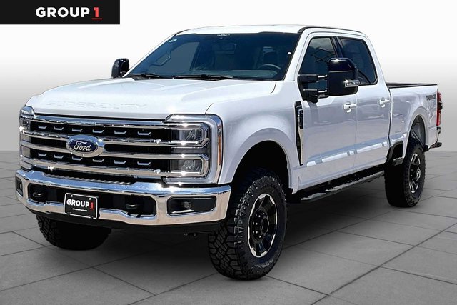 New 2026 Ford Super Duty F-250 SRW LARIAT 4WD Crew Cab Pickup