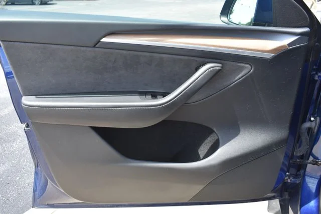 Used 2024 Blue Tesla Long Range image 9