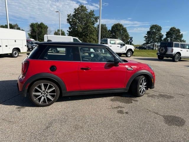 Used 2022 Chili Red MINI Cooper S image 14
