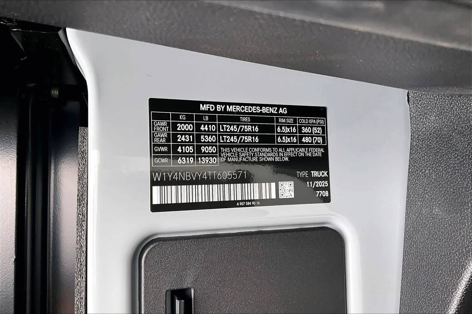 2026 Mercedes-Benz Sprinter Cargo Van Base - Photo 13