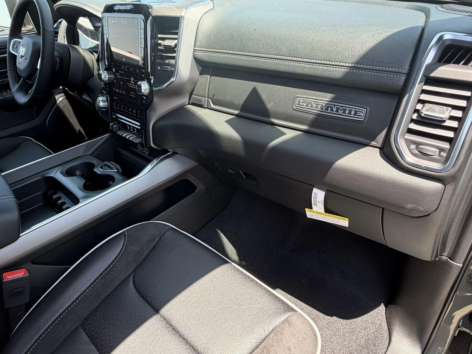New 2026 Canyon Lake Exterior Paint RAM Laramie image 8