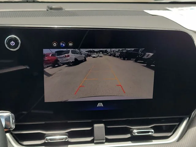 Used 2025 White Chevrolet LT image 23