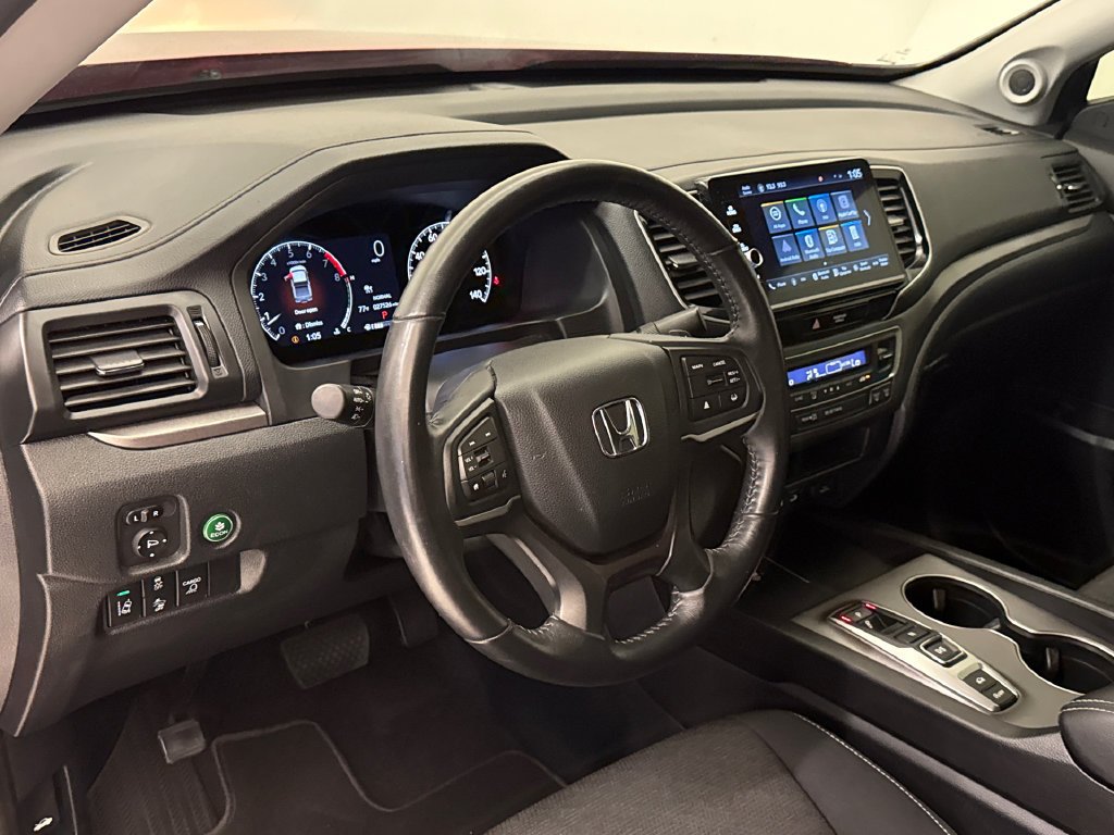 2025 Honda Ridgeline Sport - Photo 19