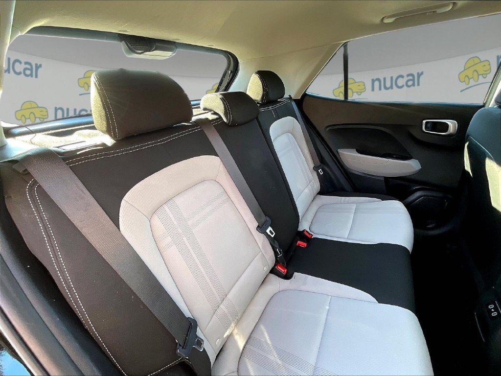 Used 2025 Onyx Black Hyundai SEL image 15
