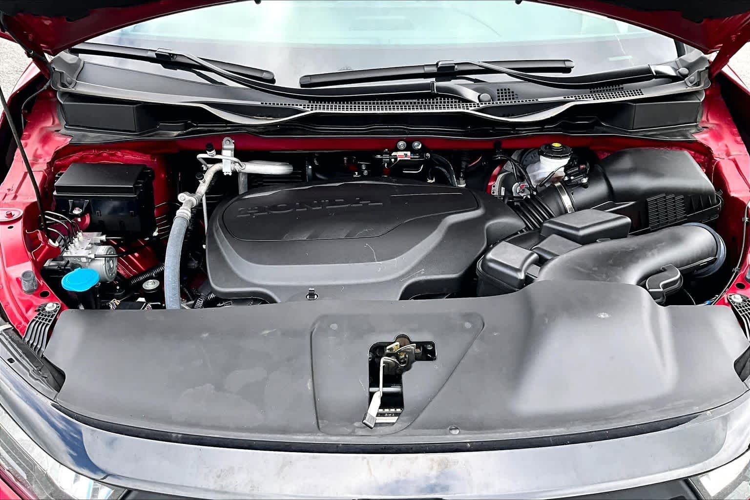 Used 2025 ruby Honda Sport-L image 32