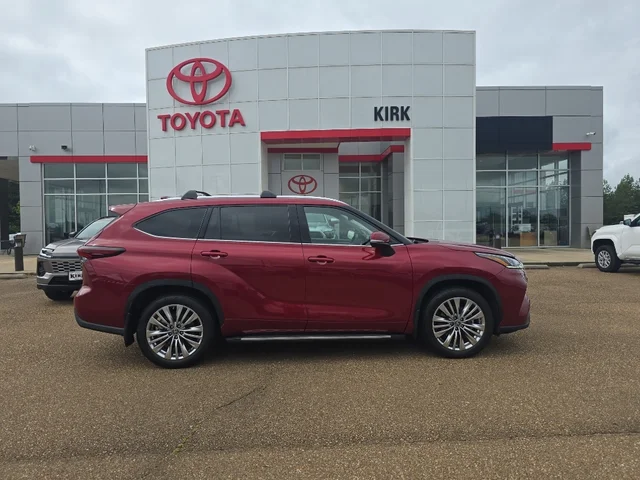 2024 Toyota Highlander Platinum