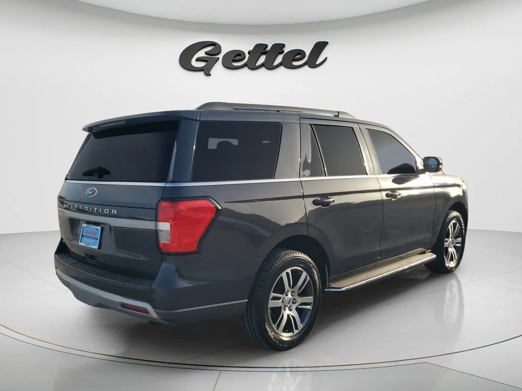 Used 2022 Gray Ford XLT image 4