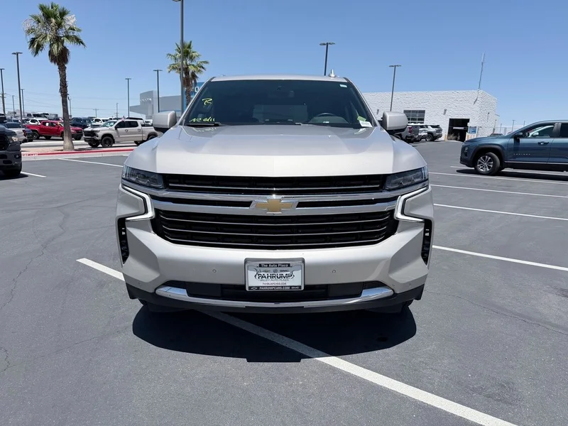 Used 2023 Empire Beige Metallic Chevrolet LT image 8