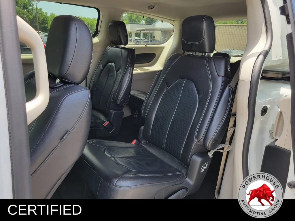 Used 2022 White Chrysler Touring L image 15