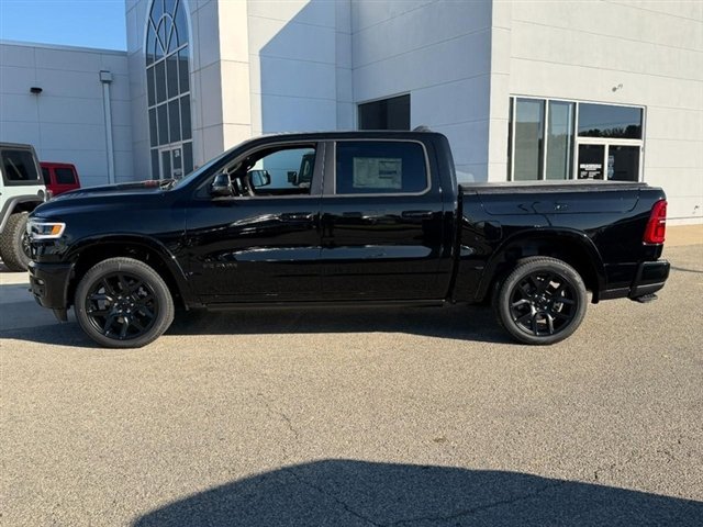New 2027 Diamond Black Crystal Pearl-Coat Exterior Paint RAM Limited image 2