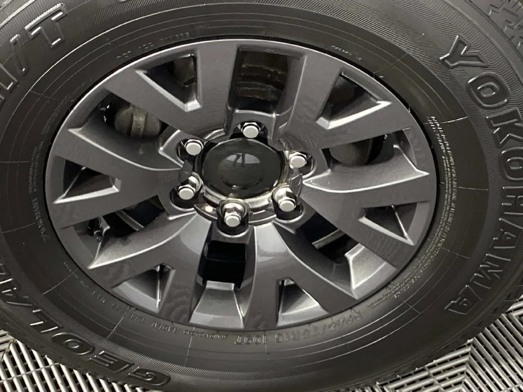 Used 2022 Magnetic Gray Metallic Toyota SR5 image 29