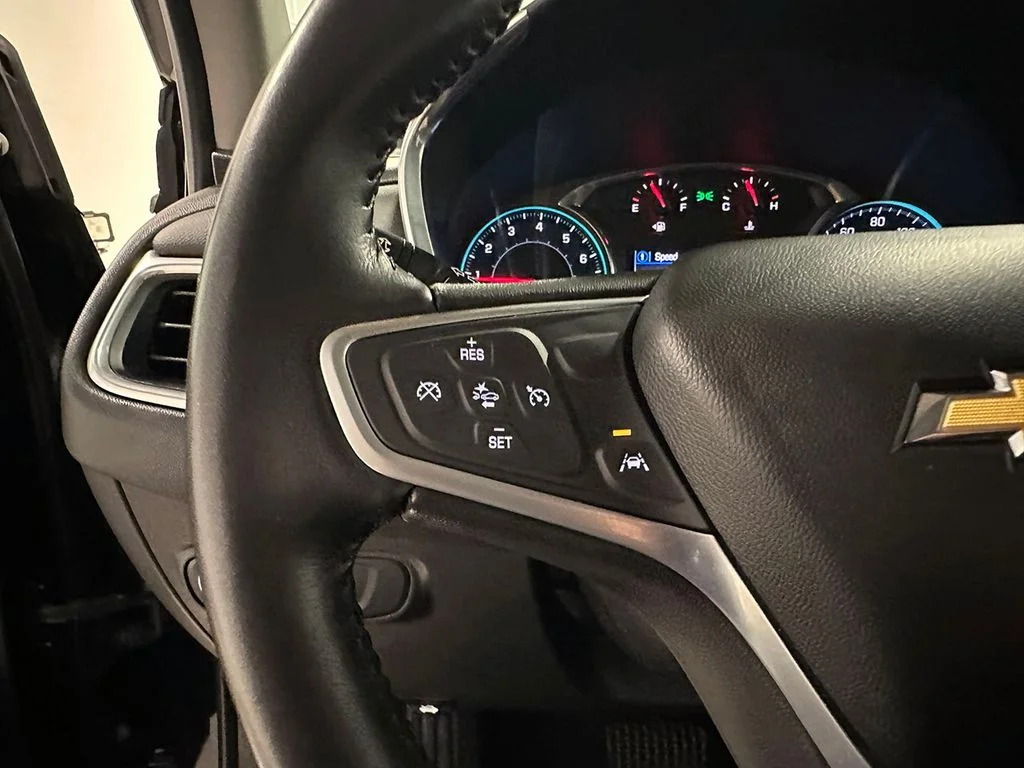 Used 2022 Black Chevrolet LT image 37
