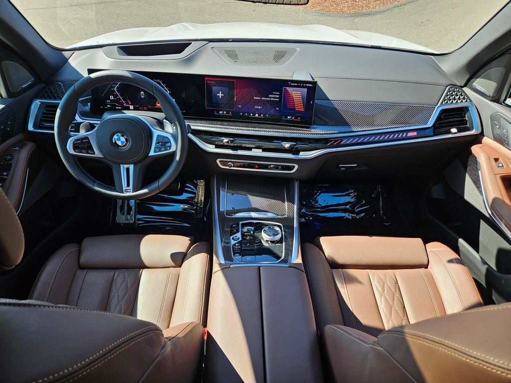 Certified Used 2026 Mineral White Metallic BMW M60i image 29