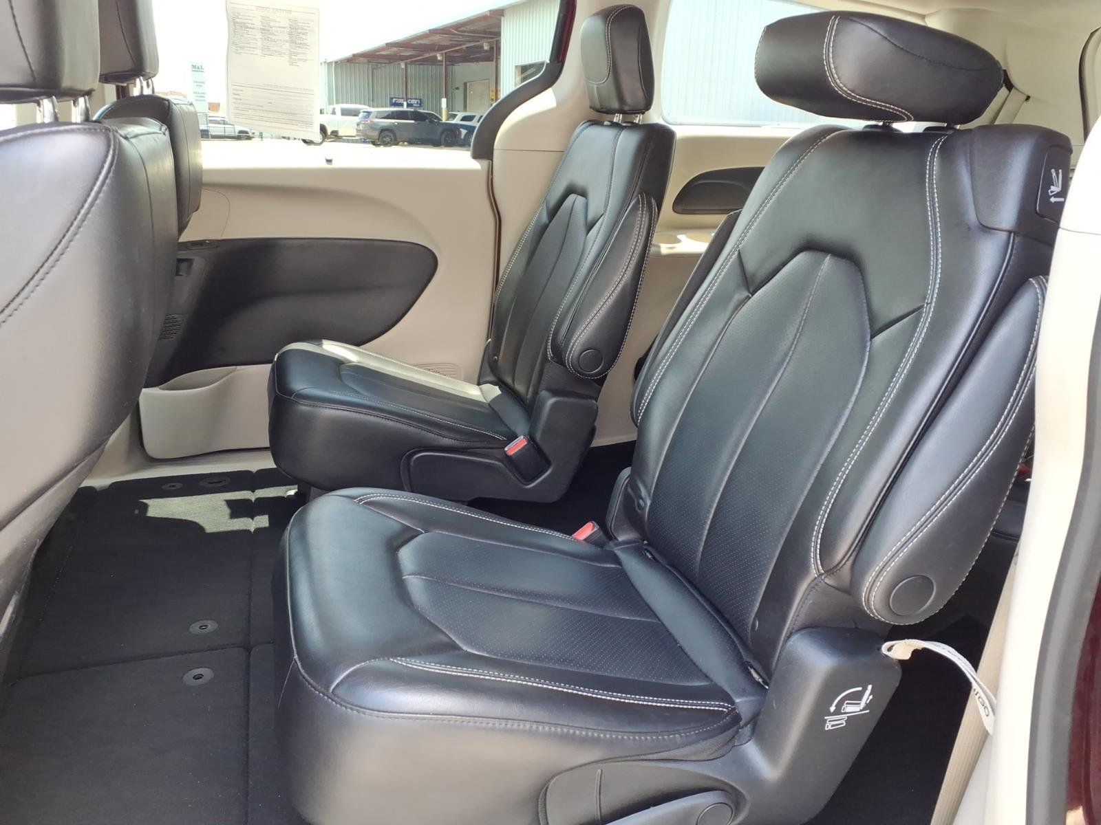 Certified Used 2023 Velvet Chrysler Touring L image 18