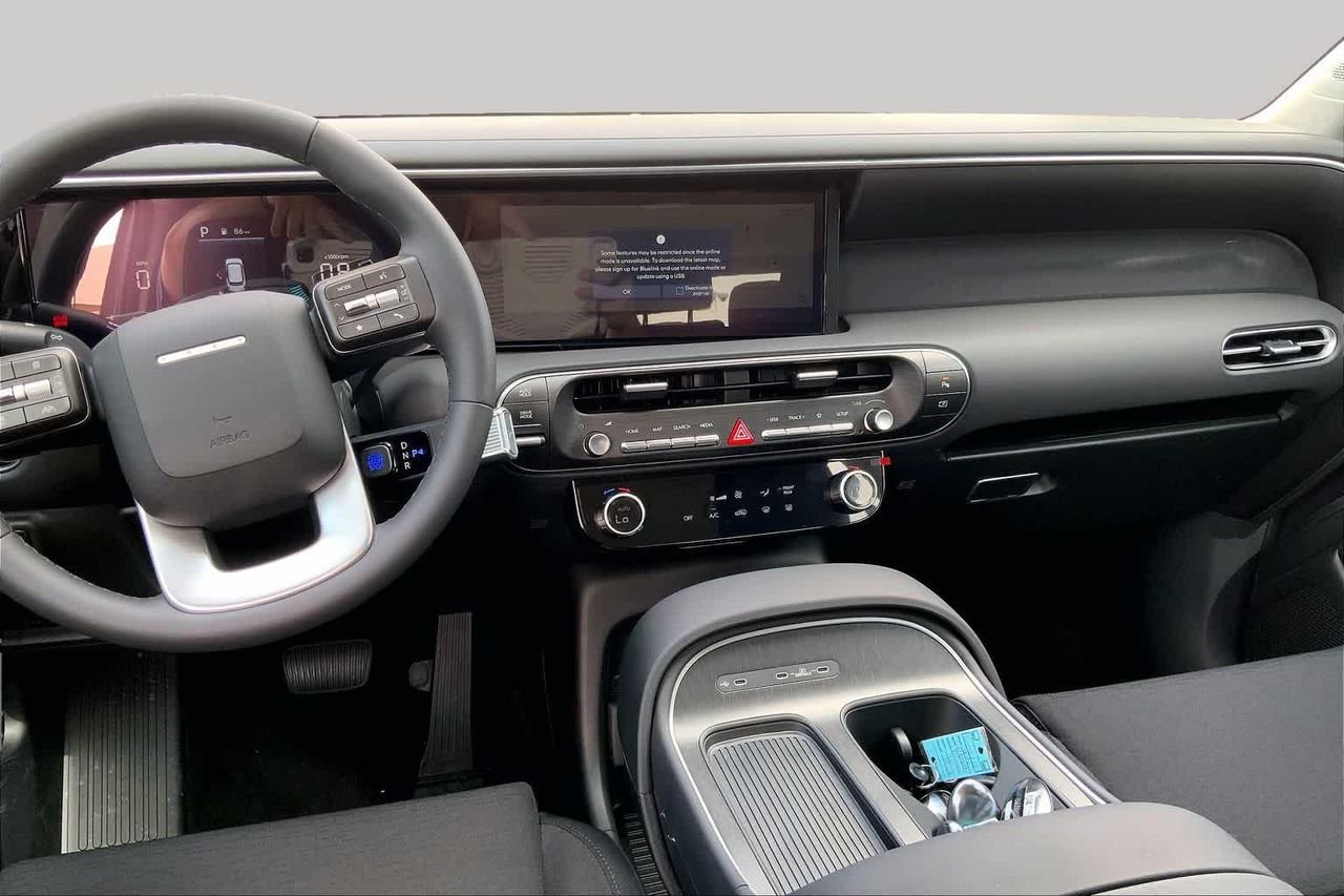 New 2026 Abyss Black Pearl Hyundai SE FWD image 6