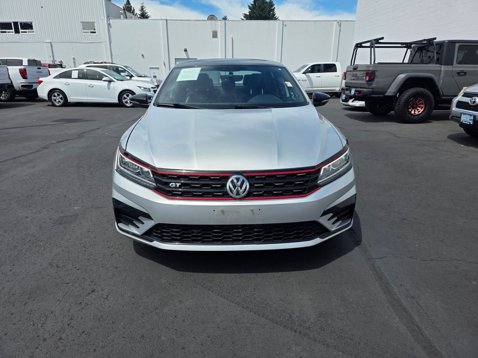 Used 2018 Silver Volkswagen 3.6L V6 GT image 3
