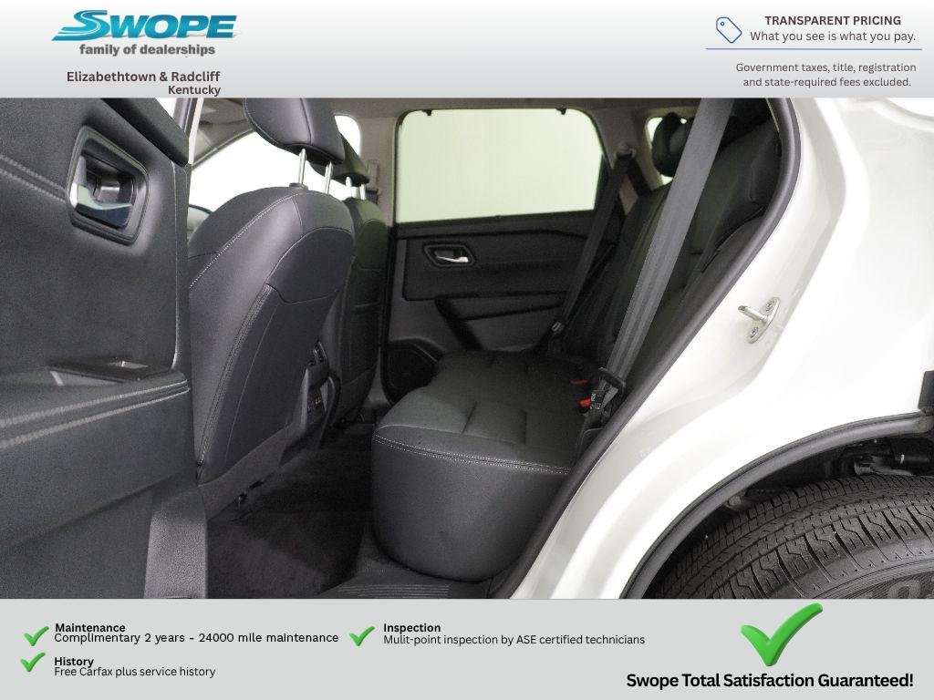 2025 Nissan Rogue SL - Photo 12